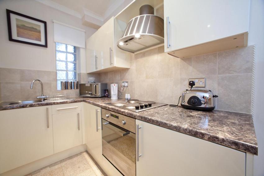 Milestone Apartments London Room photo
